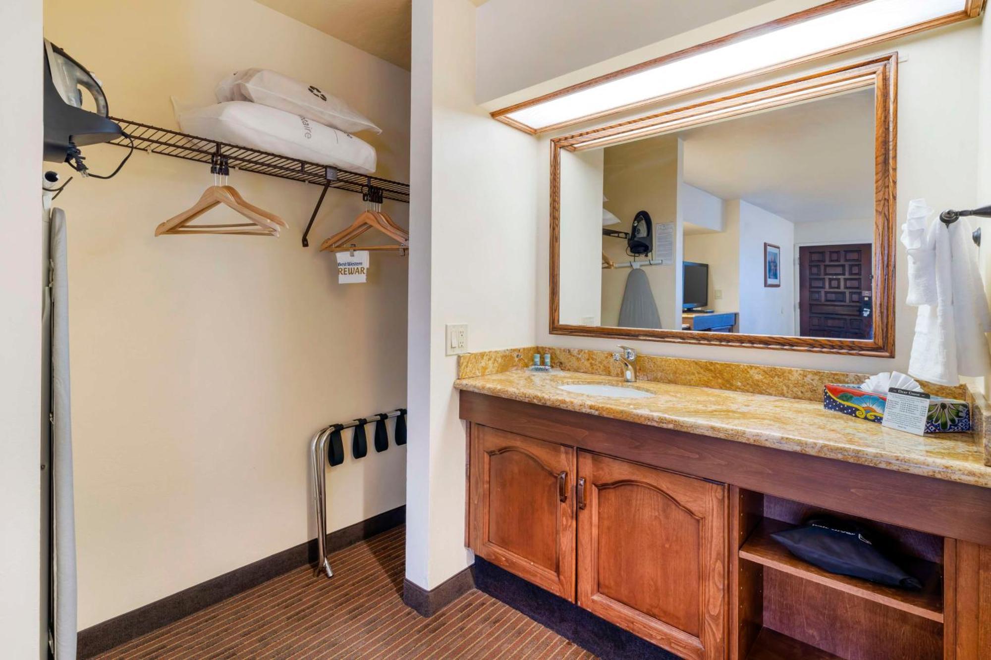 Best Western Casa Grande Inn Arroyo Grande Zewnętrze zdjęcie