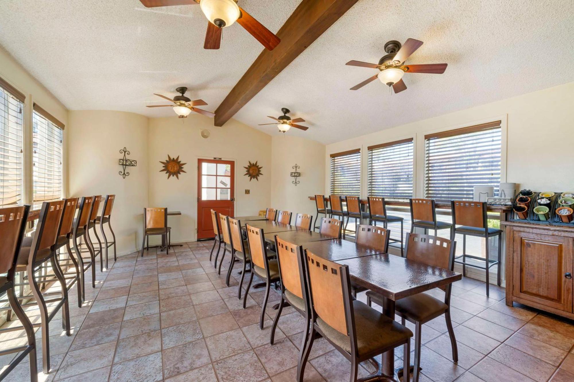 Best Western Casa Grande Inn Arroyo Grande Zewnętrze zdjęcie